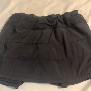 black lululemon pace rival mid rise skirt